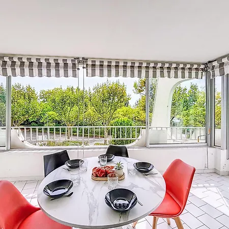 Du Parc Ii-11 By Interhome شقة